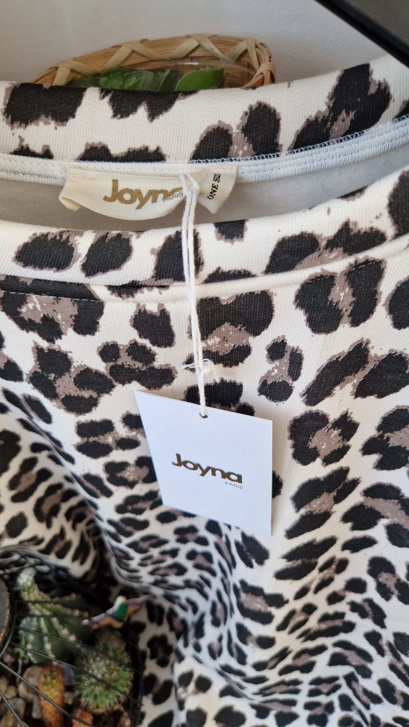 🐆🤍 Moletom MOMMY leopard Tamanho único O moletom que faz os guarda-roupas rugirem! 🤍🐆 – photo 3